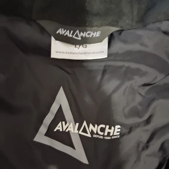 Avalanche Black Hooded Puffer Jacket with Brown Patch - Picture 4 of 10